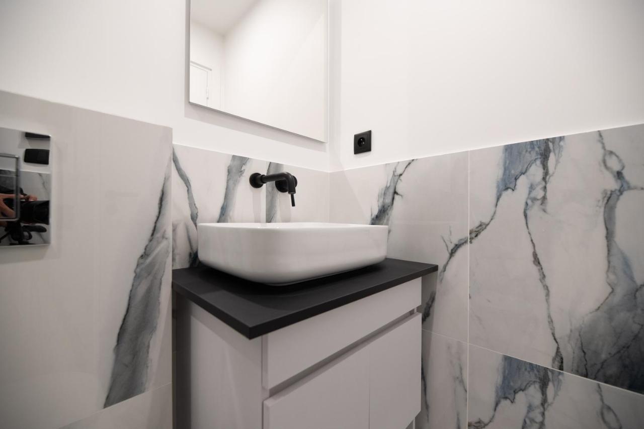 Mbm - Upper Marais Apartment Paris Luaran gambar